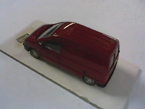 PEUGEOT EXPERT ROUGE 1/43 - Miniature de qualité supérieure