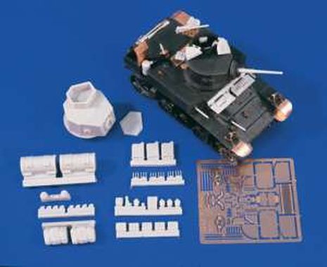 KIT M3 STUART TOUR       1/35