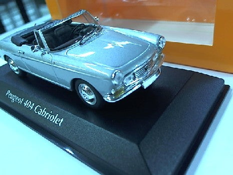 PEUGEOT 404 CABRIOLET ARGENT