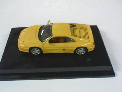 FERRARI BERLINETTE JAUNE 1/43