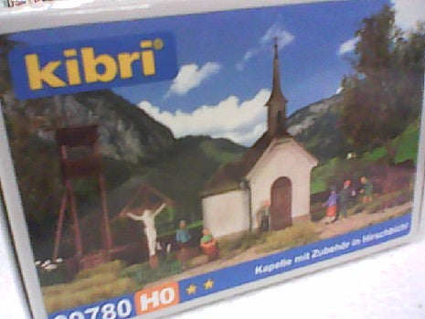 PETITE CHAPELLE  AVEC ACCESSOIRES HO
