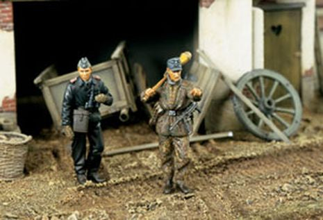 SOLDATS SS ARDENNES 44   1/35