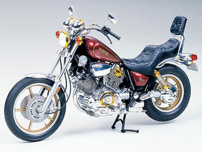 VIRAGO XV 1000  YAMAHA 1/12