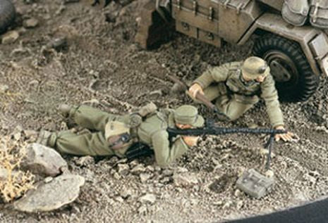 AFRICA CORPS MG 2 FID.   1/35