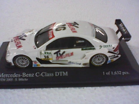 Miniature Mercedes C-Class DTM 2005 - Minichamps 1/43