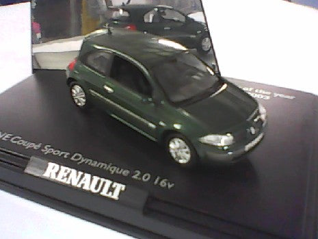 RENAULT MEGANE VERT