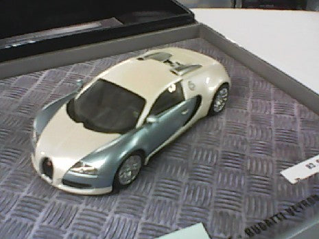 BUGATTI VEYRON 2009 1/43