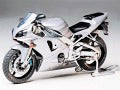 YAMAHA YZF R1 1/12