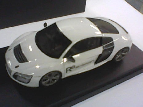 AUDI R8 ETRON CONCEPT 1/43