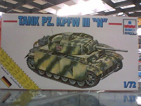 TANK PZ  KPFW  III  N  1/72