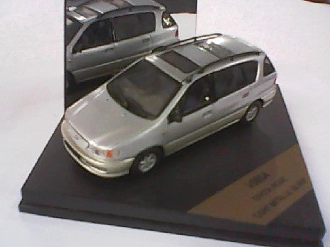Toyota Picnic Gris Métal - Modèle Miniature 1/43