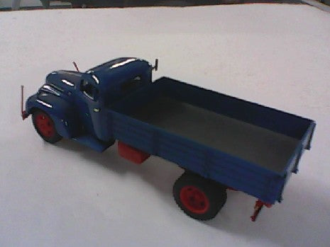 FORD FK 3500 KIPPER BLEU/ROUGE 1/43