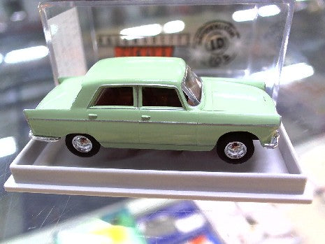PEUGEOT 404 VERT D EAU HO