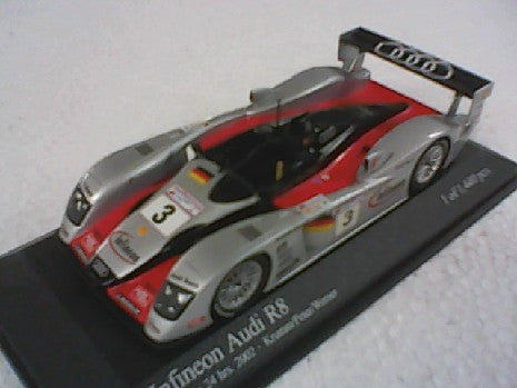 Miniature Voiture R8 LEMANS 2002 JOEST - MINICHAMPS 1/43