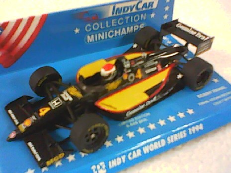 Miniature LOLA 94 FORD RAHAL 1/43 - Modèle de Course Détails Précis
