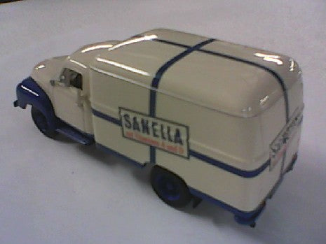 MINICHAMPS OPEL BLITZ 1.75 T SANELLA - Miniature de Camion 1/43
