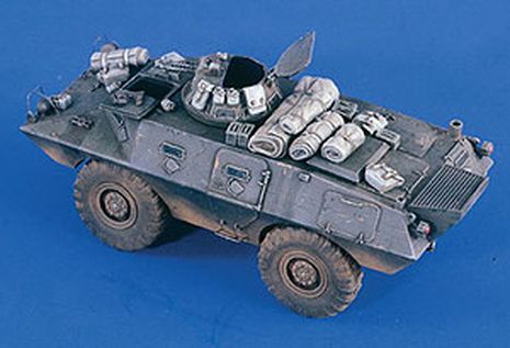 COMMANDO V100 VIETNAM    1/48