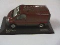 OPEL VIVARO ROUGE