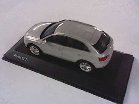 AUDI Q3 ICE SILVER 1/43
