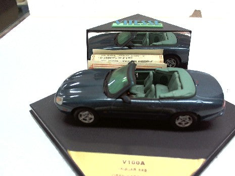 Miniature Jaguar XK8 Cabriolet Métallisé 1/43 - Vitesse