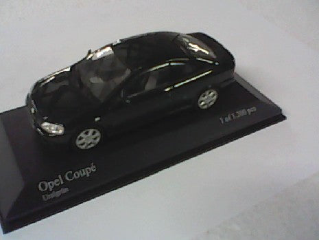 MINICHAMPS OPEL COUPE 2000 VERT 1/43