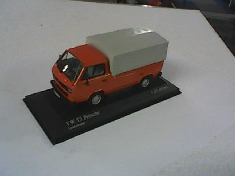 MINICHAMPS VW T3 PRITSCHE 1979 - Miniature Détails Réalistes