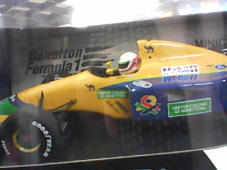 BENETTON B191 BRUNDLE 92 1/18