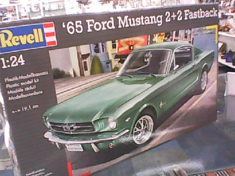 1965 FORD MUSTANG 2+2 FASTBACK 1/24