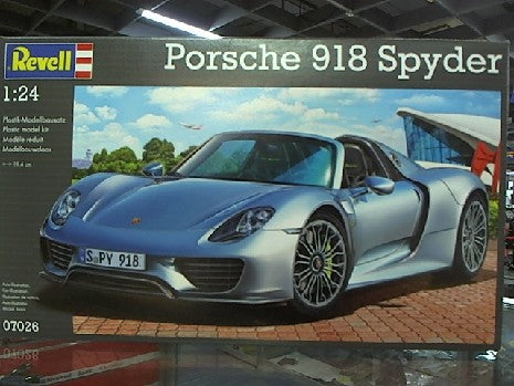Porsche 918 Spyder 1:24
