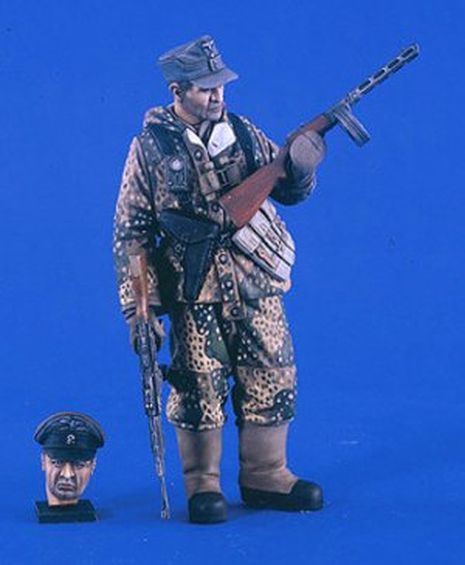 PANZER GRENADIER +TETE   1/16