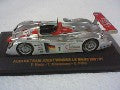 Audi R8 LM 2001 - Modèle Miniature IXO 1/43