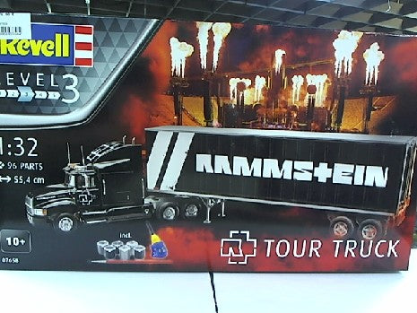 GIFT SET TOUR TRUCK "RAMMSTEIN" 1/32