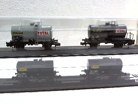 4 WAGONS CITERNES SOUDEE ACEM 29 TOTAL ET ALGECO N