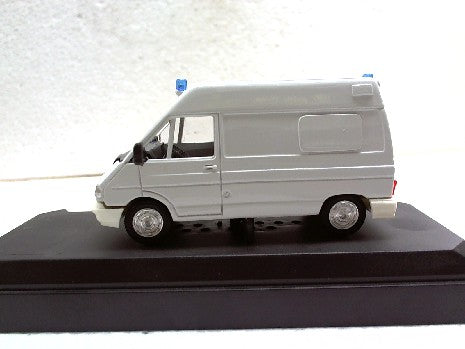 Renault Trafic Ambulance Miniature 1/43 - Modèle Verem