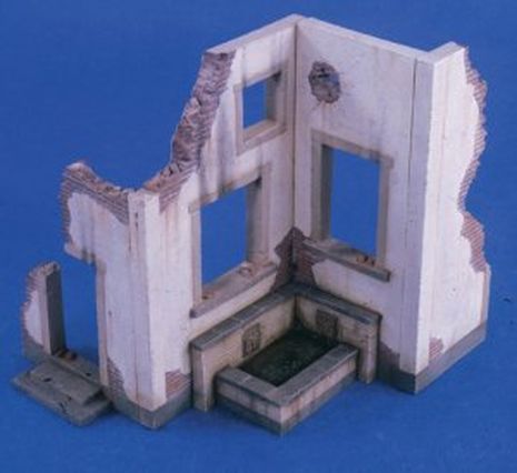 VILLA EN RUINE           1/35