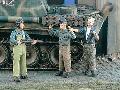 PAS GLORIEUX (3 FIG)     1/35