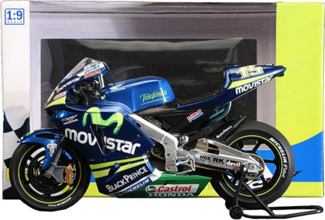 HONDA RC211V MOTOGP05 GIBERNAU 1/9 MONT╔
