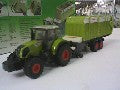 TRACTEUR+TREMIE DE CHARGEMENT 1/87