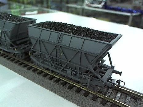 2 WAGONS TR╔MIES EF30 STEMI SNCF EPOQUE IV HO