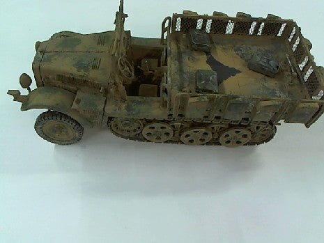 Semi-Chenille Allemand 1943 1/35 - Maquette Militaire REVLAND