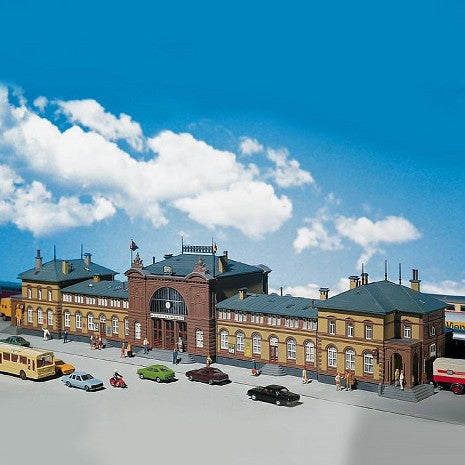 Gare de Bonn HO FALLER 212113 - Décor pour Trains Miniatures