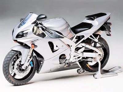 YAMAHA YZF R1 1/12