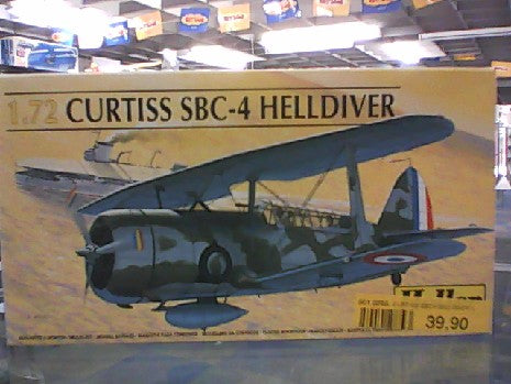 CURTISS HELLDIVER      ú 1/72