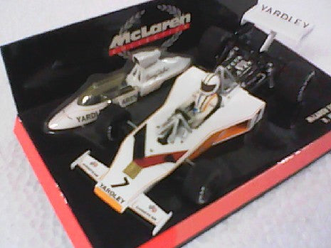 MC LAREN FORD M23  D.HULME 1973