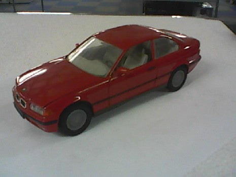 BMW 325I COUPE ROUGE 1/24