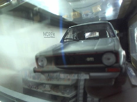 VOLKSWAGEN GOLF GTI 1976 - SILVER 1/18 Miniature