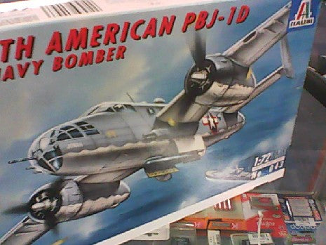 NORTH AMERICAN PBJ-1D US NAVY BOMBER 1/72