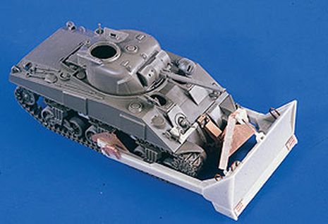 DOZER DE SHERMAN         1/48
