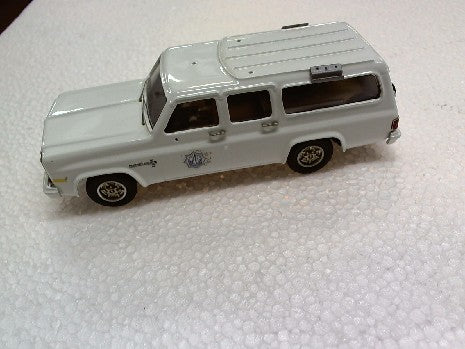 CHEVROLET C10 SUBURBAN POLICE