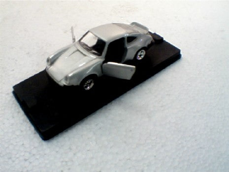 PORSCHE CARRERA 1/43